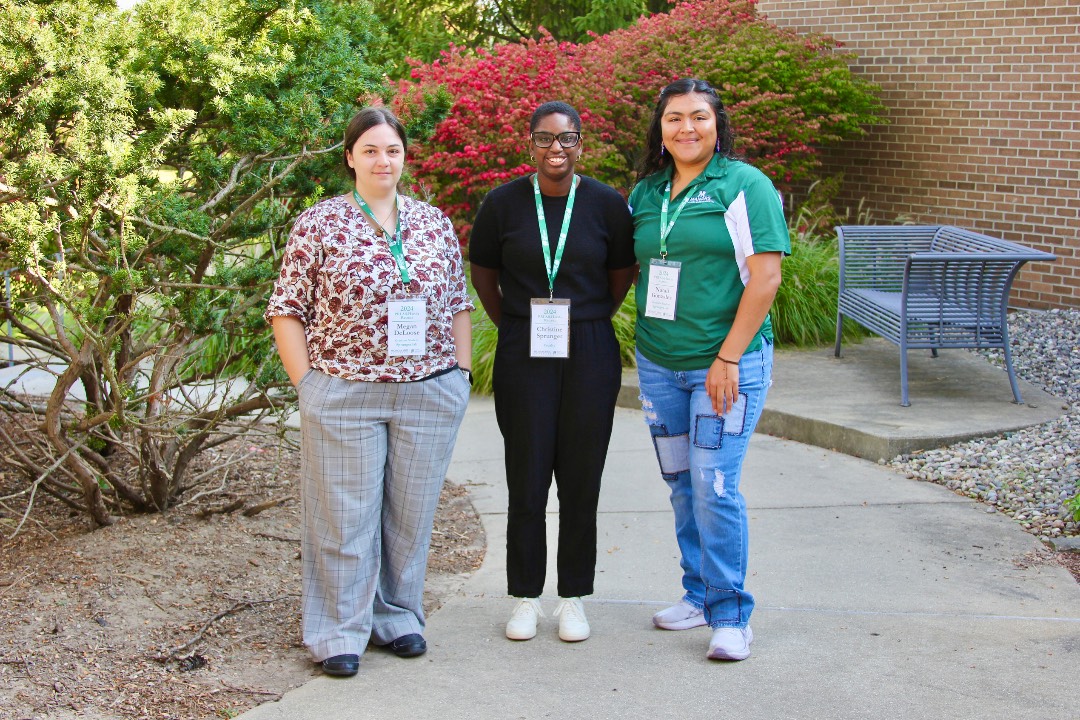 Christine Sprunger and her lab members